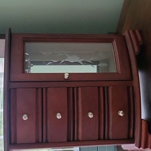 Jewelry box/ organizer